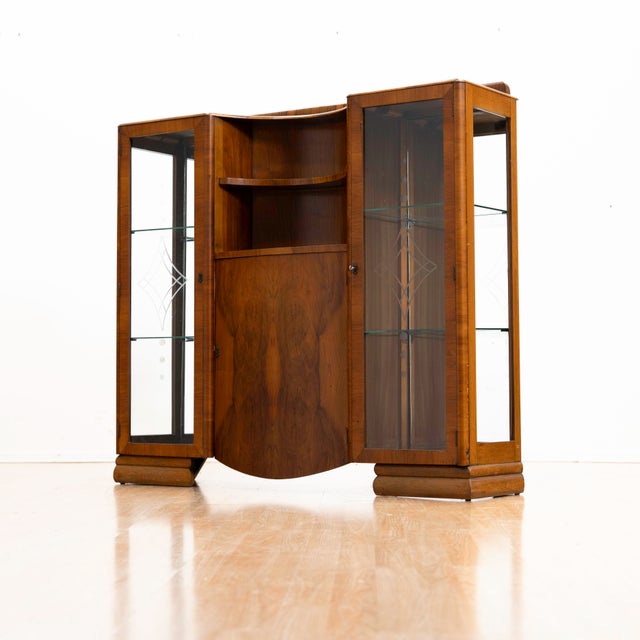 1950s Art Deco Walnut China Display Cabinet For Sale In Los Angeles - Image 6 of 10