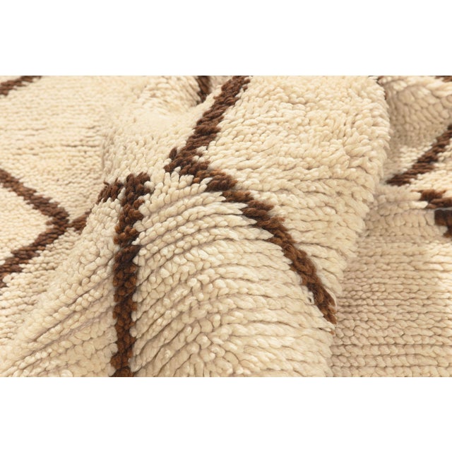 Vintage Azilal Moroccan Rug, 06'05 X 07'11 For Sale In Dallas - Image 6 of 10