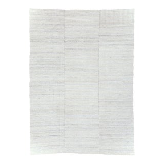Galerie Shabab Collection Mid-20th Century Handmade Turkish Flatweave Kilim Accent Rug For Sale