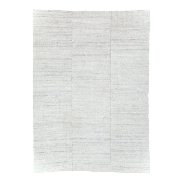 Galerie Shabab Collection Mid-20th Century Handmade Turkish Flatweave Kilim Accent Rug For Sale
