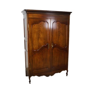 Kindel Winterthur Mahogany French Louis XV Style Armoire Linen Press For Sale
