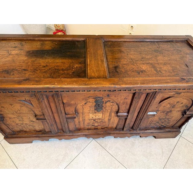 Brown Farmhouse Chest in Natural Wood, 1920s For Sale - Image 8 of 17