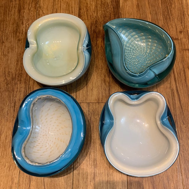 Curated Collection of Murano Art Glass Bowls by Alfredo Barbini in Shades of Blue Set of 4 For Sale - Image 12 of 12