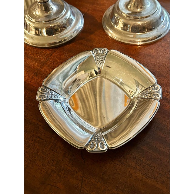 Contemporary Vintage 1960’s International Silver “Triumph” Silver Plate Candy Trinket Dish or Catch All For Sale - Image 3 of 8