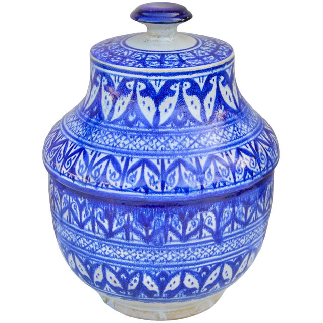 Early 20th Century Handcrafted Blue Moorish-Patterned Ceramic Art Vase For Sale - Image 4 of 13