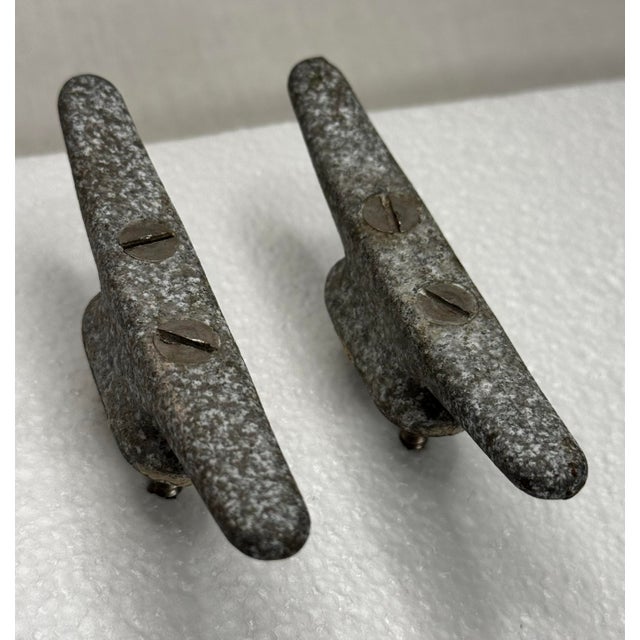 Industrial Vintage Oxidized Cast Iron Nautical Architectural Salvage Boat Dock Cleat Drawer Pull Hardware, Set of 2 For Sale - Image 3 of 11