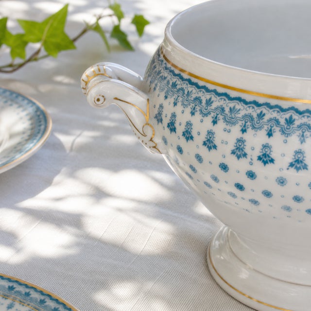 Large Oscar Shaller Porcelain Soup Tureen, 1909 For Sale - Image 3 of 8