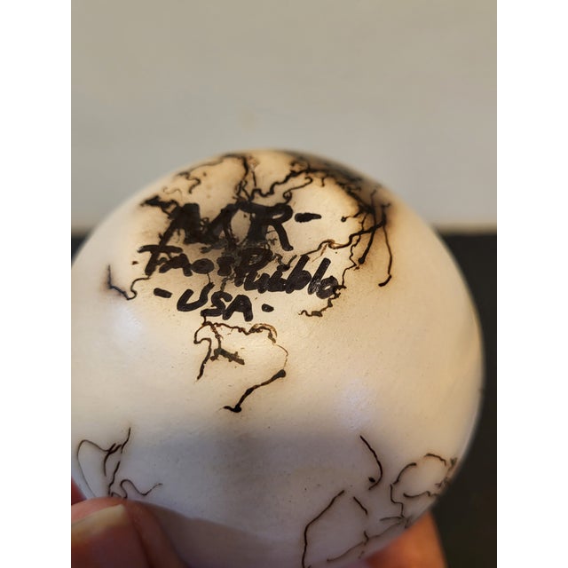 Alabaster Late 20th Century Horse Hair Pottery Bud Vase Vessel For Sale - Image 8 of 9