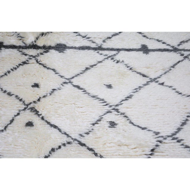 Moroccan Modern Hand Knotted Wool Rug, 9'x12' For Sale - Image 4 of 4