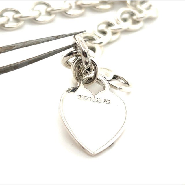 Traditional 1990s Tiffany & Co Estate Heart Charm Bracelet Sterling Silver 7.5" 36 Grams For Sale - Image 3 of 7