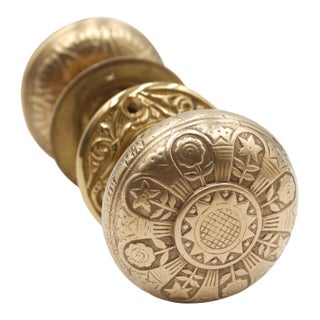 Mid 20th Century Polished Brass 8 Fold Passage Door Knob Set For Sale