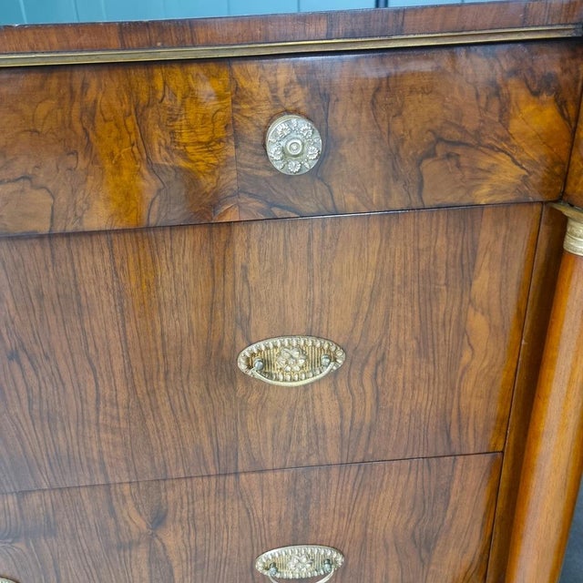 Brown Empire Chests of Drawers in Walnut and High-Class Briar, 1810, Set of 2 For Sale - Image 8 of 14