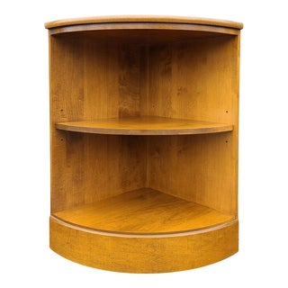 1980s Ethan Allen Heirloom Maple Corner Bookcase For Sale