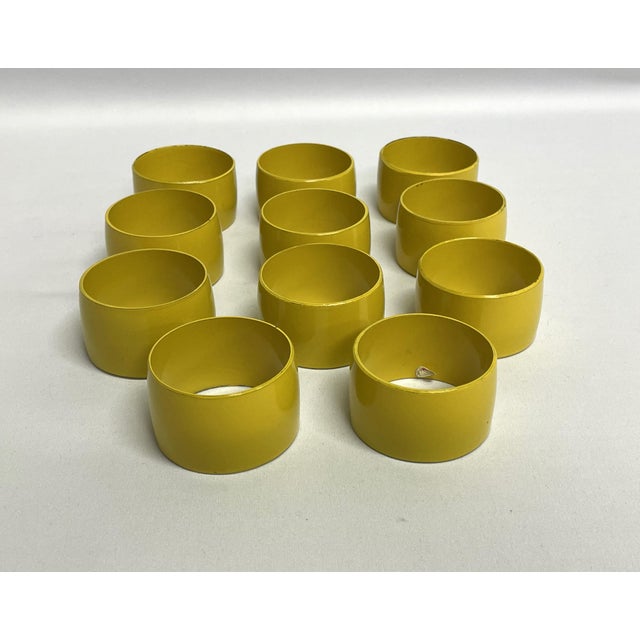 Mid-Century Modern Vintage Yellow Melamine Napkin Rings - Set of 11 For Sale - Image 3 of 6