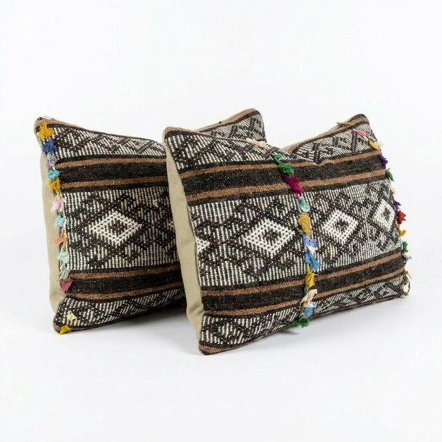 Mid-Century Modern Striped Kilim Lumbar Pillow Cover 16'' X 24'' - Set of Two For Sale - Image 3 of 4