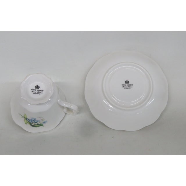 Royal Blue Royal Albert Lily of the Valley Bone China Flowers Tea Cup and Saucer Set 4649b For Sale - Image 8 of 14