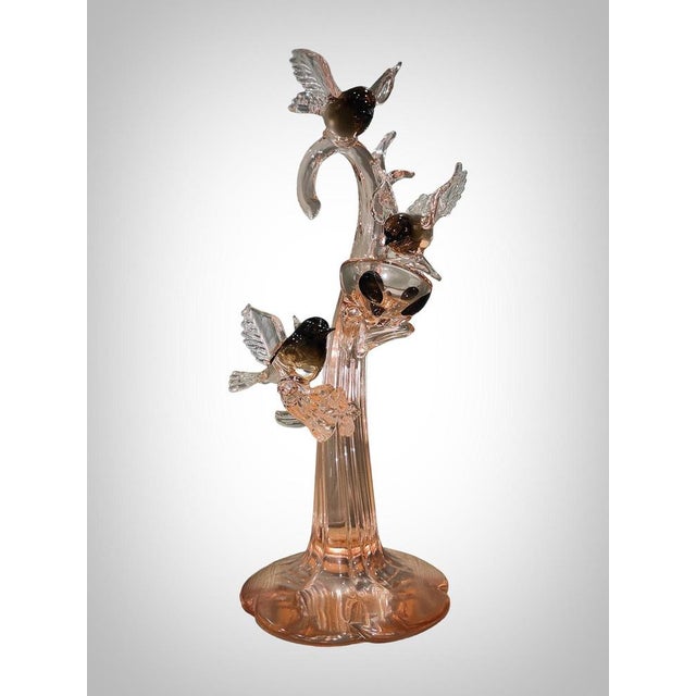 Exceptional Murano glass sculpture signed by the renowned artist Pino Signoretto. This elegant work of art captures the...