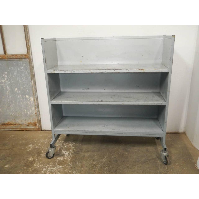 Gray Iron Trolley, 1960s, in Good conditions. Designed 1960 to 1969