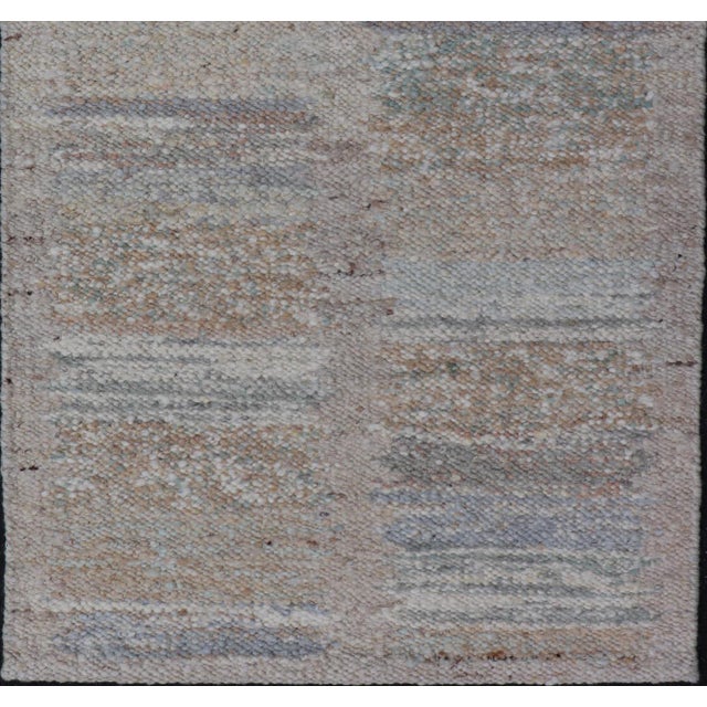 Early 21st Century Modern Scandinavian Flat-Weave Rug Design With Modern Design in Natural Colors For Sale - Image 5 of 9