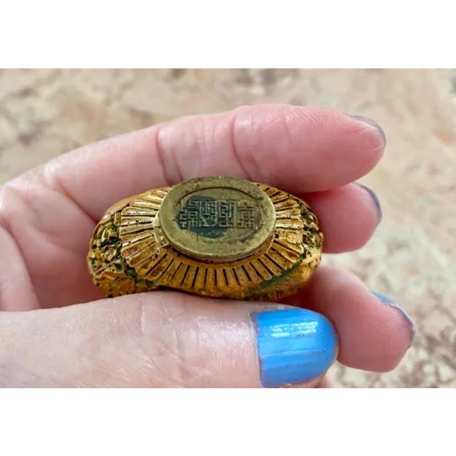 Late 20th Century Late 20th Century Finely Detailed Green Chinese Snuff Bottle For Sale - Image 5 of 11