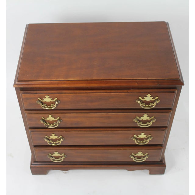 Siellling this diminutive Mahogany chest made by Drexel Furniture this chest has solid mahogany solid brass poles small...