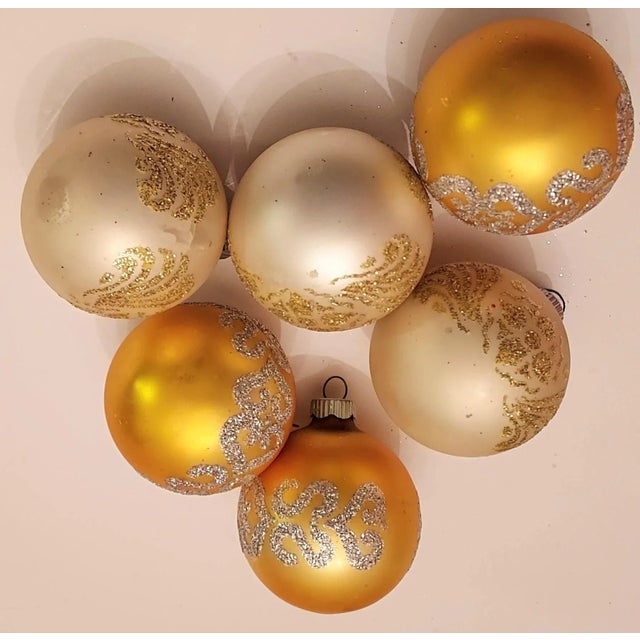1960s 1960s Stenciled Shiny Brite Glitter Glass Ornaments - Set of 6 For Sale - Image 5 of 5