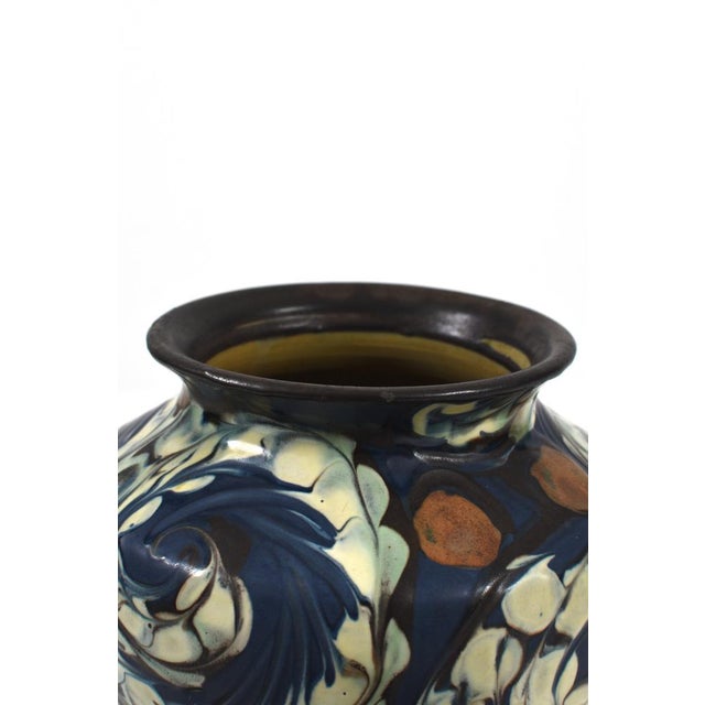 Danish Swirl Glazed Ceramic Vase by Herman Kähler, 1920s For Sale - Image 4 of 10