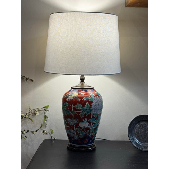 Vintage Mid-Century Red Chinese Cloisonné Peony & Bird Table Lamp For Sale - Image 4 of 6