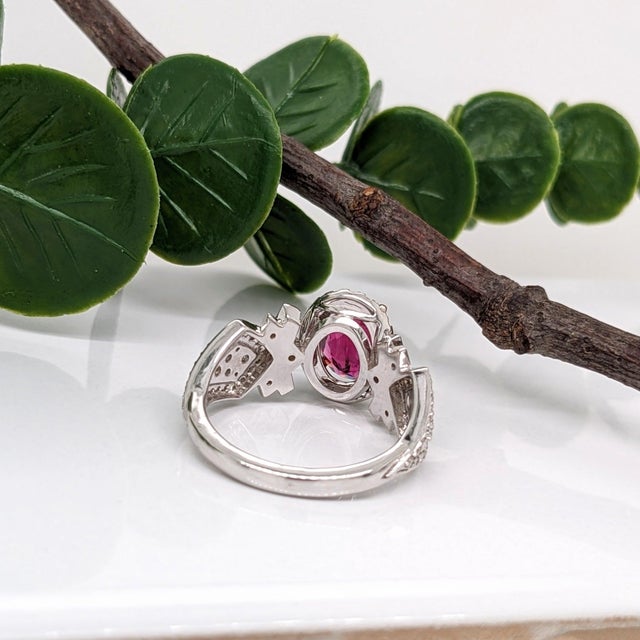 Pink 1.2ct Stunning Rubellite Tourmaline Ring With Natural Diamonds: Solid 14k Gold, Size 6.75 For Sale - Image 8 of 8