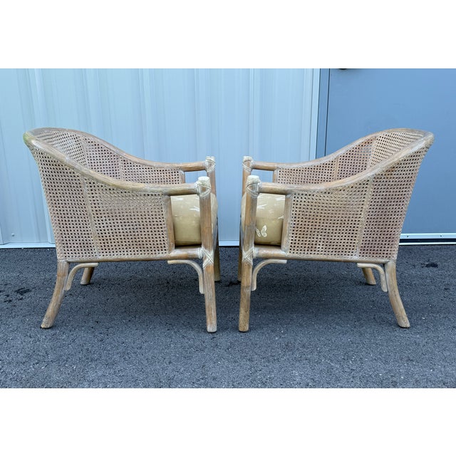 Mid-Century Modern Pair of McGuire Cane & Rattan Chairs With Side Table, Late 20th Century For Sale - Image 3 of 8