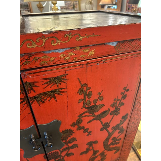 Red Antique Chinoiserie Lacquered Cabinet For Sale - Image 10 of 17