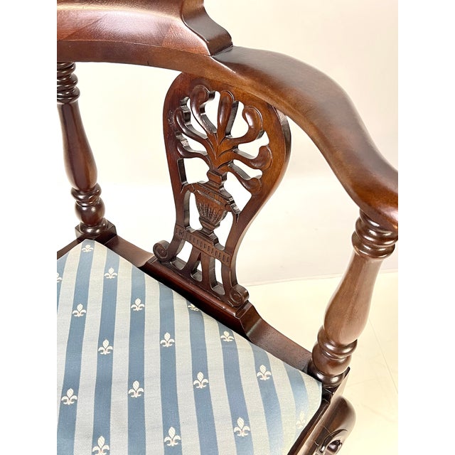Vintage Key City Furniture Co. Queen Anne Style Mahogany Corner Chair For Sale - Image 10 of 12