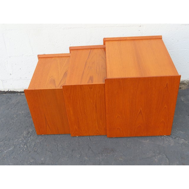Danish Modern Waterfall Teak Wood Nesting Side End Tables 3pc Set 6650 For Sale In Miami - Image 6 of 15