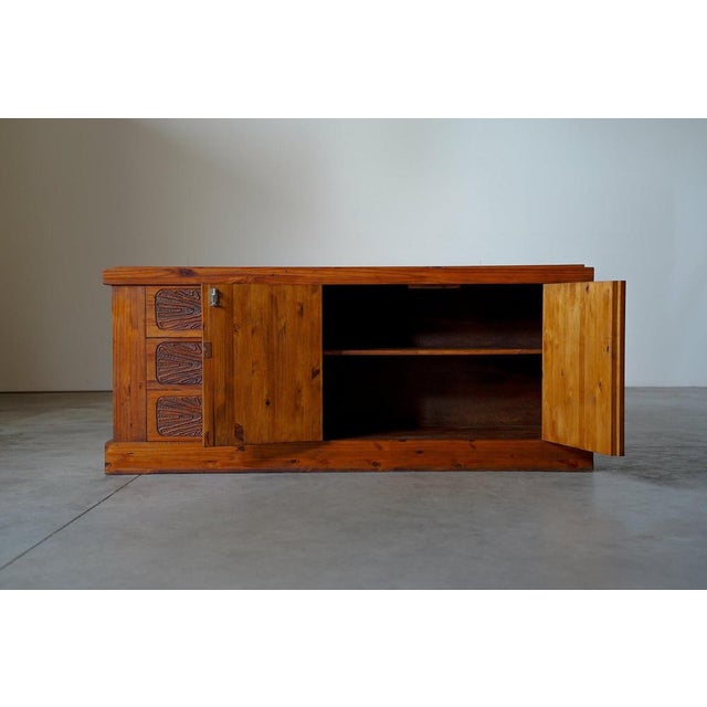 Hand-Carved Sideboard from Aquarius Enterprises, South Africa, 1970s For Sale - Image 12 of 18