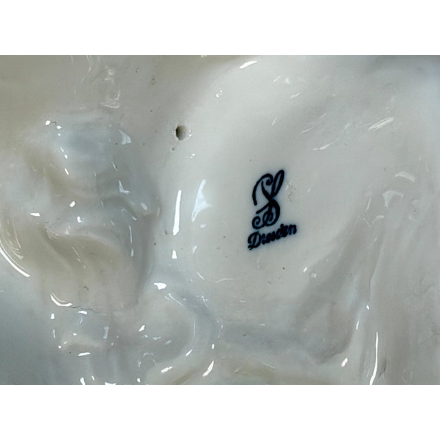 Art Deco Large Dresden Porcelain Standing Toy Spaniel King Charles / Pekingese, 1900s For Sale - Image 3 of 11