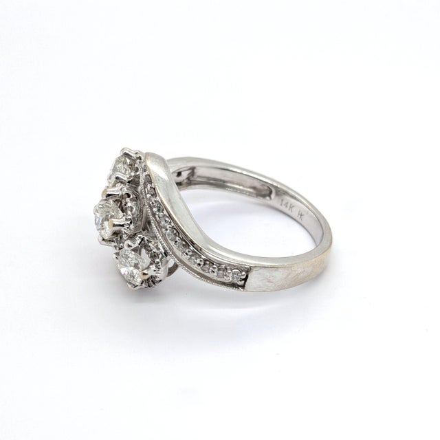 14k White Gold Diamond Three-Stone Engagement Ring - Size 7 For Sale - Image 4 of 11