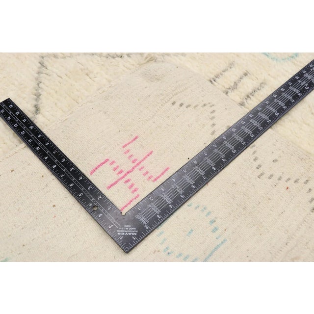 Late 20th Century Berber Moroccan Azilal Rug - 05'01 X 08'00 For Sale - Image 5 of 9