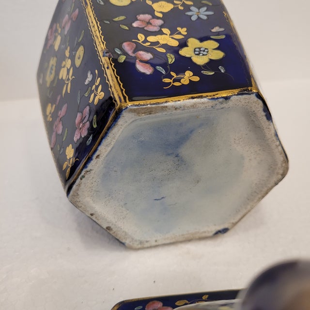 Porcelain Vases from Masons, England, 1820s, Set of 2 For Sale - Image 17 of 18