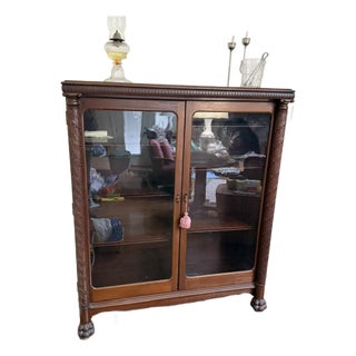 Late 19th Century Victorian Double Door Bookcase For Sale