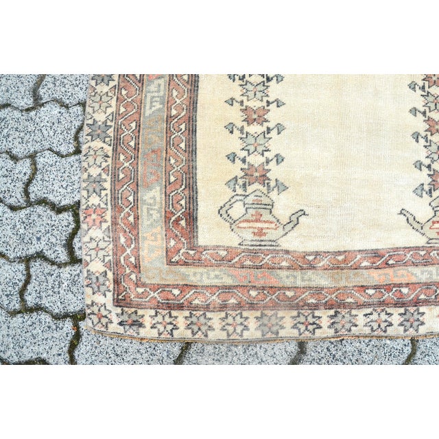 1960s 4x6 Beige and Tan Colour Turkish Rug For Sale - Image 9 of 11
