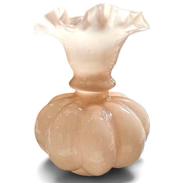 Vintage Blush Pink Opaline Art Glass Ruffled Vase For Sale In Miami - Image 6 of 6