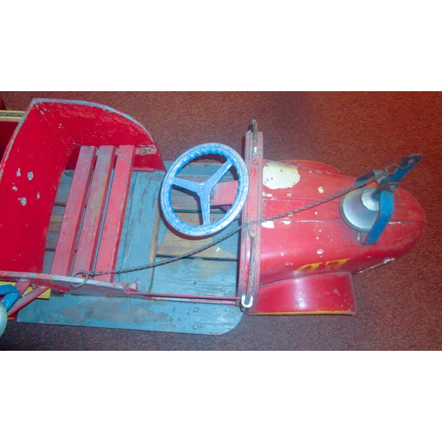 1940s Coney Island Amusement Park Kiddie Car Fire Engine in Original Condition For Sale - Image 4 of 9