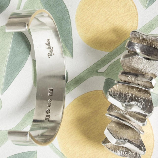 Metal Modernist Silver Bracelet by Rey Urban For Sale - Image 7 of 9