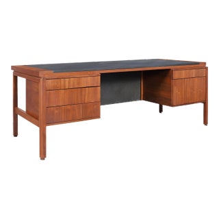 1960s Mid-Century Modern Executive Walnut Desk For Sale