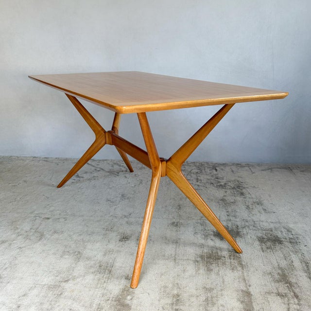 Mid-Century Modern Vintage Redford Helicopter Dining Table by E. Gomme for G-Plan, 1950s For Sale - Image 3 of 12
