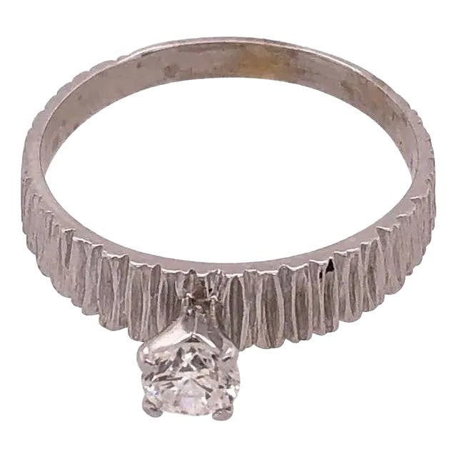 14 Karat White Gold Engagement Ring 0.50 Total Diamond Weight For Sale