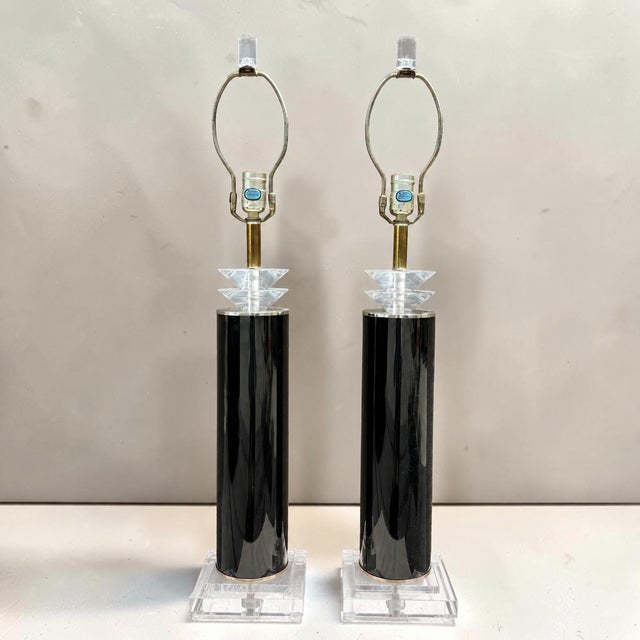 Postmodern 1980s Postmodern Lucite and Black Table Lamps - A Pair For Sale - Image 3 of 8