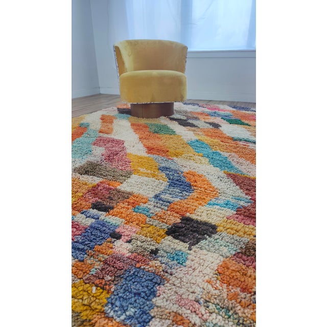 Handmade Moroccan Boujaad Rug, Rainbow Diagonal Chevron, 9' X 6'4" For Sale - Image 15 of 16