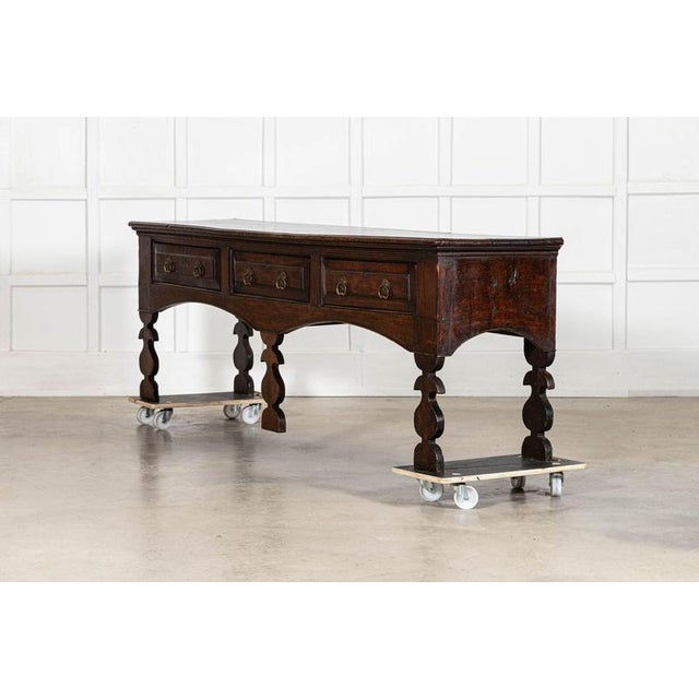 Large 18th Century English Oak Dresser Base, 1780 For Sale - Image 4 of 17