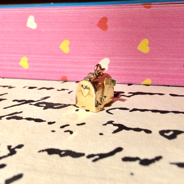 Vintage 14k j.m. Fisher Company Articulating Mailbox Charm For Sale - Image 10 of 12